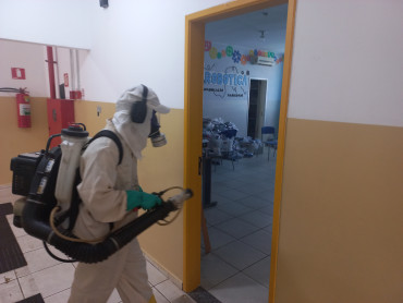 Foto 45: Preparativos para volta às aulas 