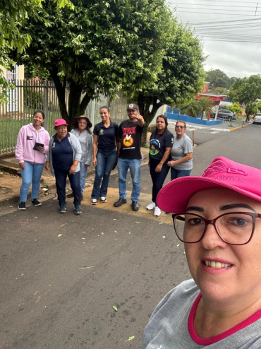 Foto 1: A luta contra a Dengue continua! Fique atento. Não deixe água parada.