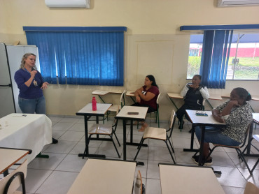 Foto 62: Ação educativa em combate e Dengue e o Escorpião