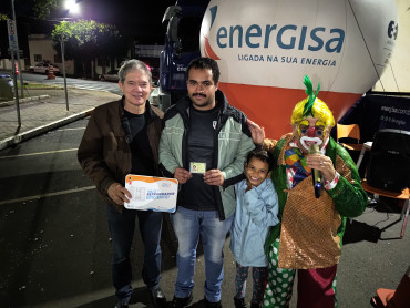 Foto 51: Projeto Nossa Energia promove ações em Quatá com troca de lâmpadas, ventiladores e sorteio de geladeiras