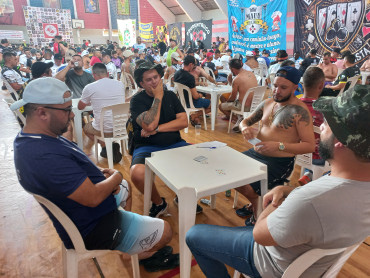 Foto 48: Quatá sedia primeira etapa do 6º Campeonato Estadual de Truco