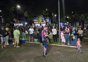Foto 51: Tardezinha do Samba reúne música, lazer e diversão para toda a família em Quatá