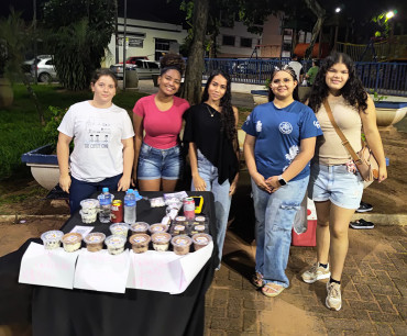 Foto 15: Prefeitura de Quatá promove fim de semana cultural com 'Sextou Sertanejo' e 'Domingo na Roça' na Praça da Fonte
