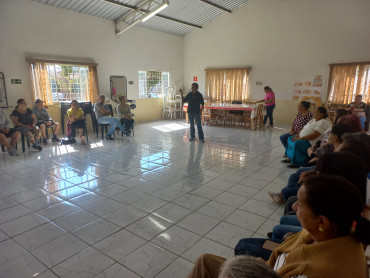 Foto 56: Ação educativa em combate e Dengue e o Escorpião