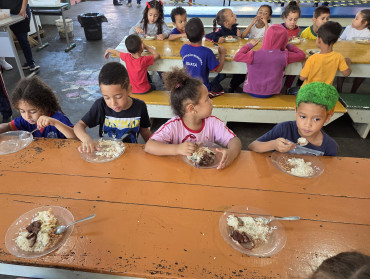 Foto 100: Semana da Criança tem cardápio especial e churrasco nas Escolas e Creches municipais de Quatá