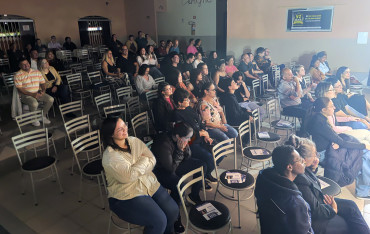 Foto 29: Quatá recebe o Espetáculo teatral 