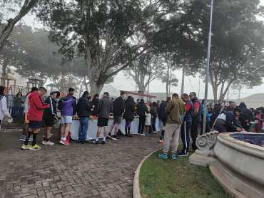 Foto 86: Mesmo com mal tempo, corrida de pedestre TVCOM RUNNING reúne mais de 300 participantes 