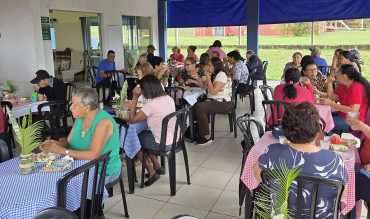 Foto 57: CRAS promove café da manhã especial em comemoração ao Dia do Idoso