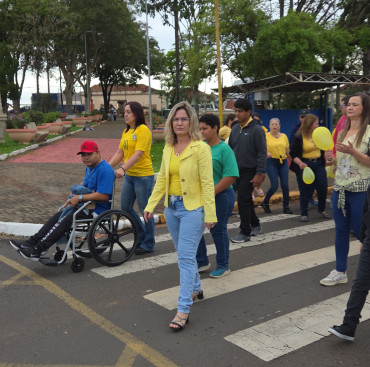 Foto 43: Setembro Amarelo: Secretaria de Saúde, por meio do CAPS I de Quatá, promove ação pela valorização da vida