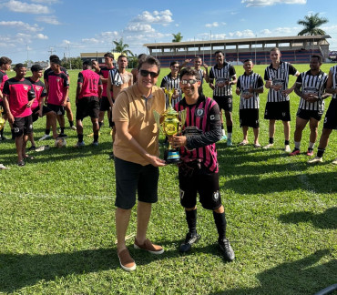 Foto 113: Festa do Trabalhador conta com diversas ações e reúne centenas de pessoas