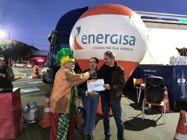 Foto 34: Projeto Nossa Energia promove ações em Quatá com troca de lâmpadas, ventiladores e sorteio de geladeiras