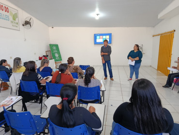 Foto 16: Cozinheiras da Rede Municipal participam de treinamento