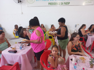 Foto 38: Bingo da Roça marca atividade em comemoração ao Dia Internacional da Mulher em Quatá