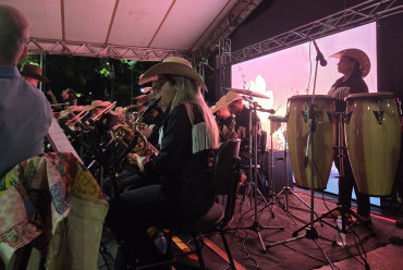 Foto 6: Projeto Som do Sertão reuniu público em noite de valorização da música raiz em Quatá
