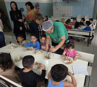 Foto 29: Semana da Criança tem cardápio especial e churrasco nas Escolas e Creches municipais de Quatá