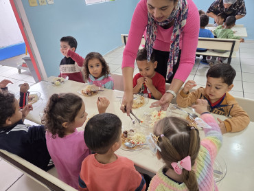 Foto 22: Semana da Criança tem cardápio especial e churrasco nas Escolas e Creches municipais de Quatá