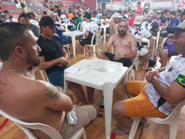 Foto 45: Quatá sedia primeira etapa do 6º Campeonato Estadual de Truco
