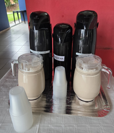 Foto 21: CRAS promove café da manhã especial em comemoração ao Dia do Idoso
