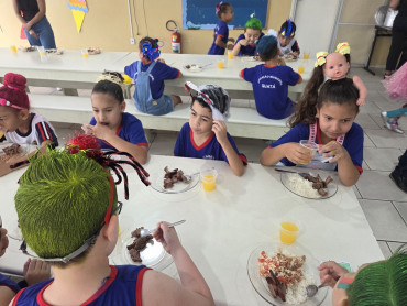 Foto 108: Semana da Criança tem cardápio especial e churrasco nas Escolas e Creches municipais de Quatá