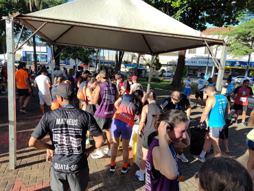 Foto 47: Treinão In9ve reúne participantes em atividade esportiva em Quatá