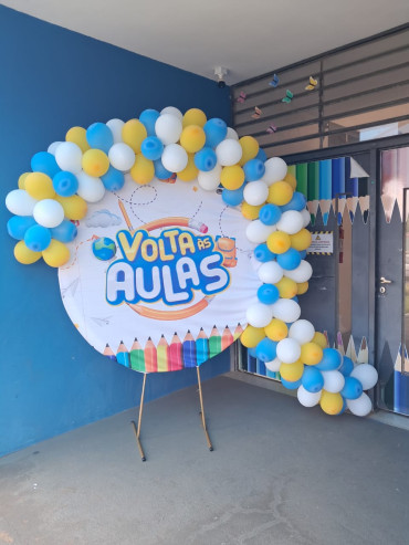 Foto 50: Alunos de Quatá recebem material escolar e são recepcionados com acolhimento e carinho no primeiro dia de aula