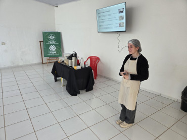 Foto 20: Capacitação, conhecimento e oportunidades para a população de Quatá!