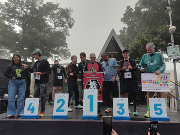 Foto 115: Mesmo com mal tempo, corrida de pedestre TVCOM RUNNING reúne mais de 300 participantes 
