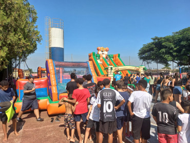 Foto 80: Festa do Trabalhador conta com diversas ações e reúne centenas de pessoas