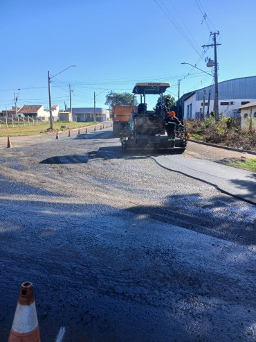 Prefeitura de Quatá inicia recape na cidade