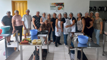 Foto 12: Práticas de preparo e combate ao esperdício de alimentos são temas do Curso do Cozinhalimento