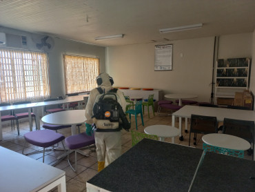 Foto 10: Preparativos para volta às aulas 