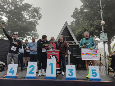 Foto 114: Mesmo com mal tempo, corrida de pedestre TVCOM RUNNING reúne mais de 300 participantes 