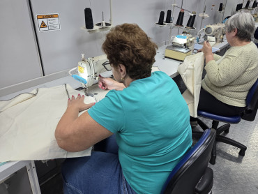 Foto 39: Quatá recebe Unidade Móvel de Confecção Industrial do SENAI