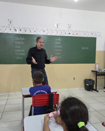 Foto 47: Volta às aulas marca início do segundo semestre nas Escolas Municipais de Quatá