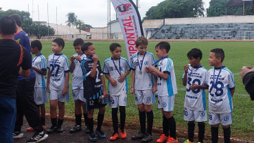 Foto 3:  Quatá é campeão do Campeonato Unipontal de Futebol da série prata na categoria sub 11
