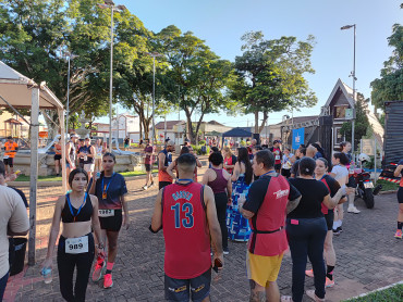 Foto 50: Treinão In9ve reúne participantes em atividade esportiva em Quatá