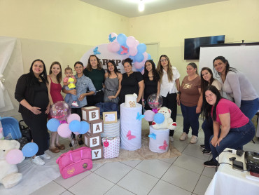 Foto 21: CRAS realiza terceira reunião do grupo de gestantes com entrega de kits maternidade