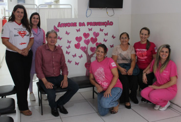 Foto 11: Outubro Rosa: ESFs de Quatá promovem ações de prevenção e cuidado com a saúde das mulheres