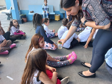 Foto 46: Ação educativa em combate e Dengue e o Escorpião