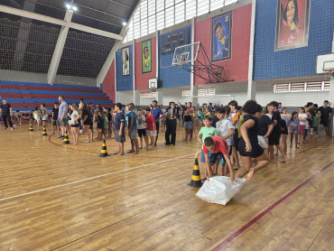 Foto 6: Colônia de Férias 2026 reúne mais de 580 participações em dois dias de muita diversão em Quatá