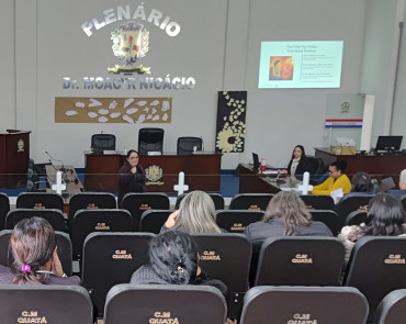Agentes Comunitários de Saúde participam de palestra
