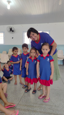 Foto 39: Novos uniformes são entregues para os alunos da Rede Municipal de Quatá